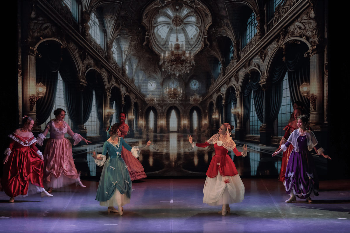 Современные залы