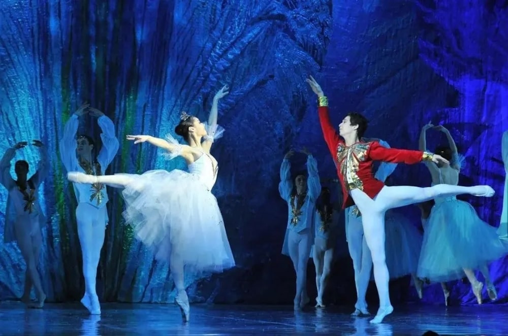 Современные залы